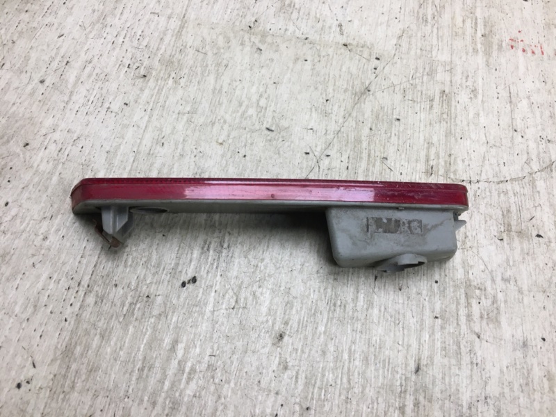 Катафот L левый DODGE CHARGER 11-15 Катафот L левый DODGE CHARGER 11-15