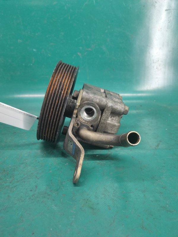 Насос ГУР G25/G35/G37/Q40 06-14 Седан 3.5 Насос ГУР G25/G35/G37/Q40 06-14 Седан 3.5