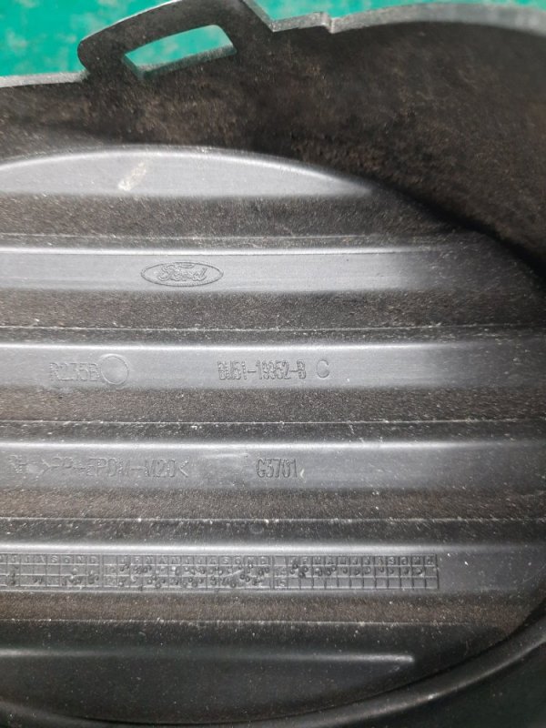 Заглушка ПТФ правая FOCUS 10-18 2014 Седан 2.0 XQDA