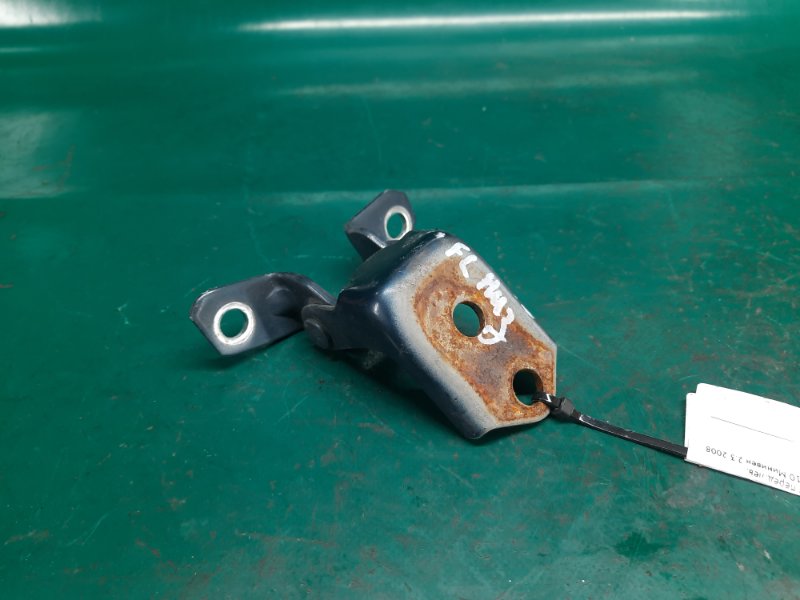 Петля двери нижняя передняя левая MAZDA 5 CR 05-10 2008 Минивен 2.3 F151-58-210 Б/У