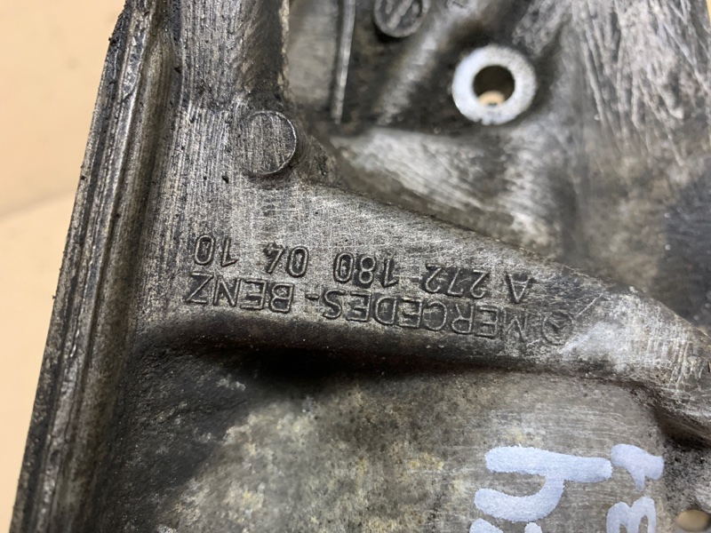 Корпус масляного фильтра R-CLASS W251 05-13 2006 Минивэн 3.5 Корпус масляного фильтра R-CLASS W251 05-13 2006 Минивэн 3.5