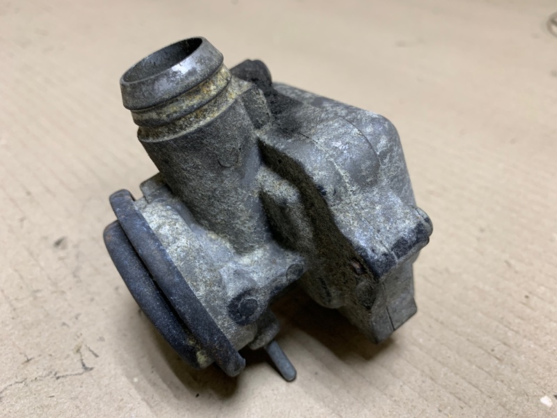 Клапан EGR левый R-CLASS W251 05-13 2006 Минивэн 3.5