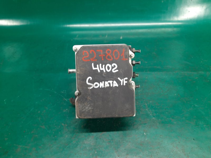 Блок ABS SONATA YF 10-14 2013 2.4L 4