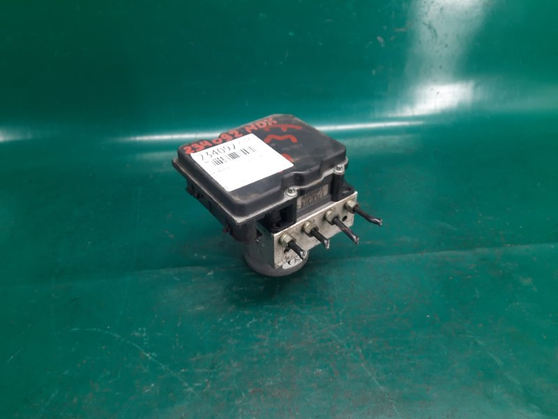 Запчасть блок abs ACURA MDX (YD2) 06-13 2009 Внедорожник 3.7 J37A1 57110-STX-A02 Б/У Блок ABS ACURA MDX (YD2) 06-13 2009 Внедорожник 3.7 J37A1 57110-STX-A02 Б/У