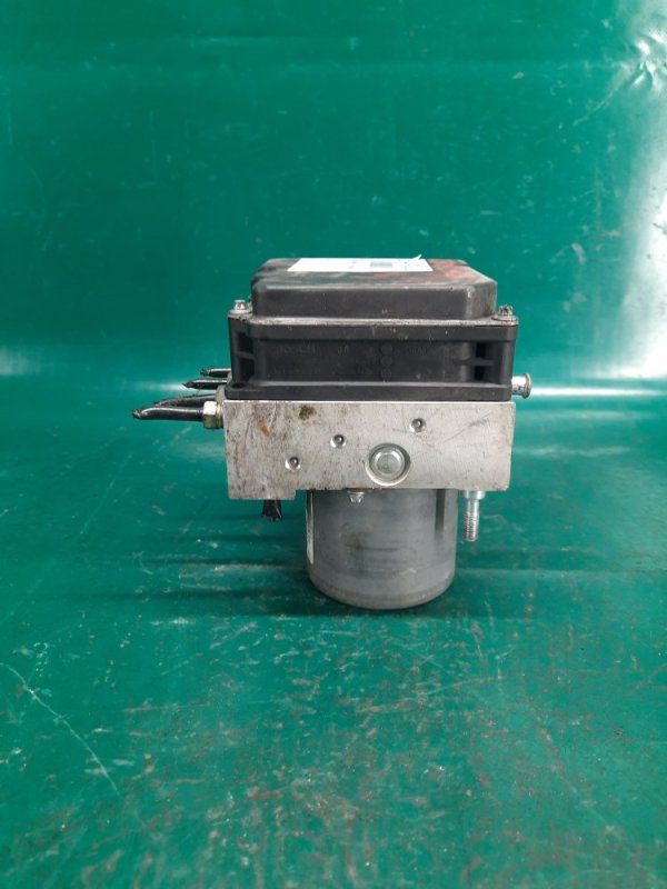 Блок ABS MDX (YD2) 06-13 2009 Внедорожник 3.7 J37A1 Блок ABS MDX (YD2) 06-13 2009 Внедорожник 3.7 J37A1