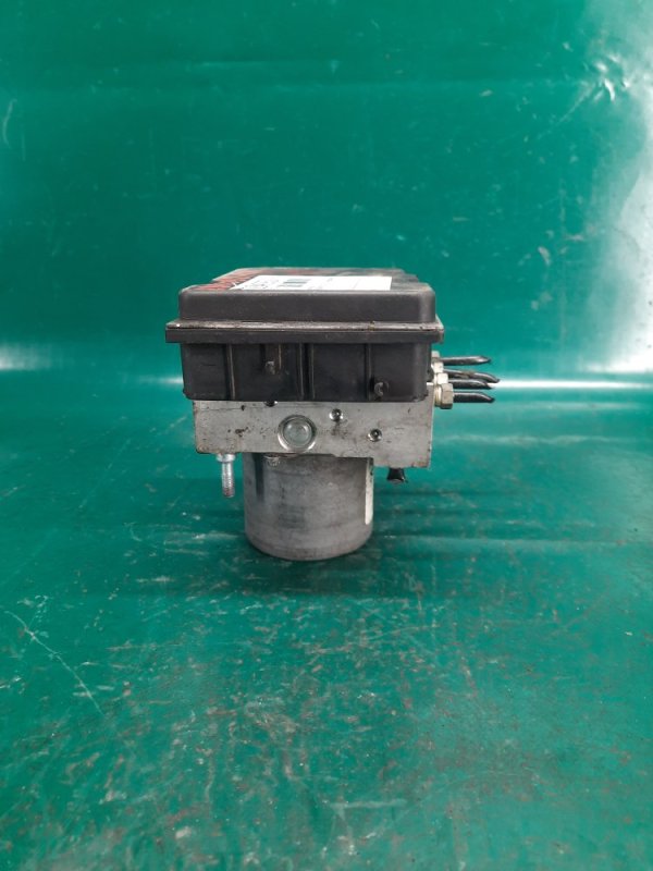 Блок ABS MDX (YD2) 06-13 2009 Внедорожник 3.7 J37A1 Блок ABS MDX (YD2) 06-13 2009 Внедорожник 3.7 J37A1