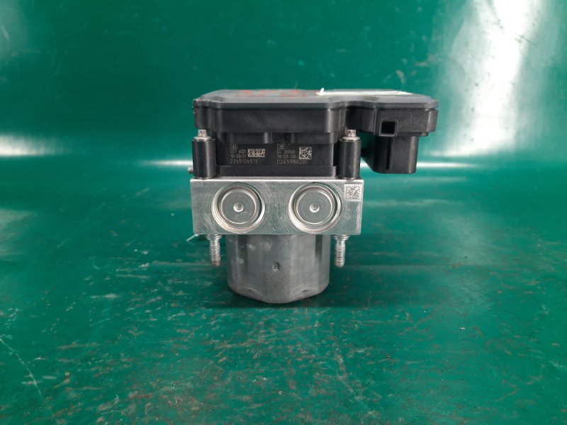 Блок ABS QX30 16-20 2019 Внедорожник 2.0 20PET