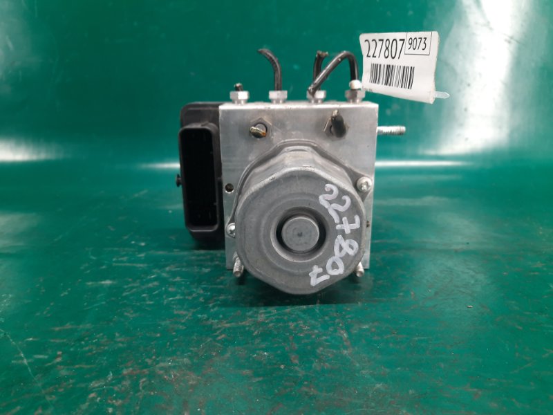 Блок ABS QX30 16-20 2019 Внедорожник 2.0 20PET