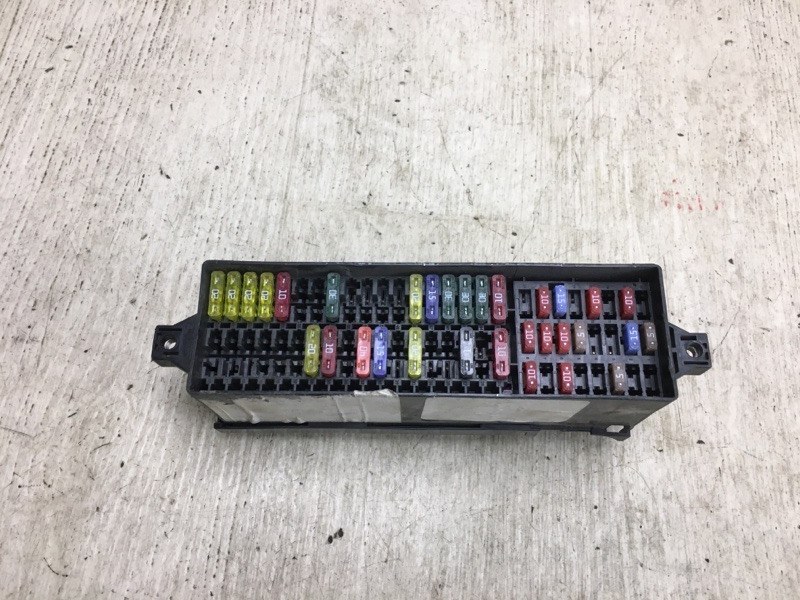Блок предохранителей моторный отсек VOLKSWAGEN JETTA USA 10-17 2017 162 1.4 CZTA 000 937 615 Б/У