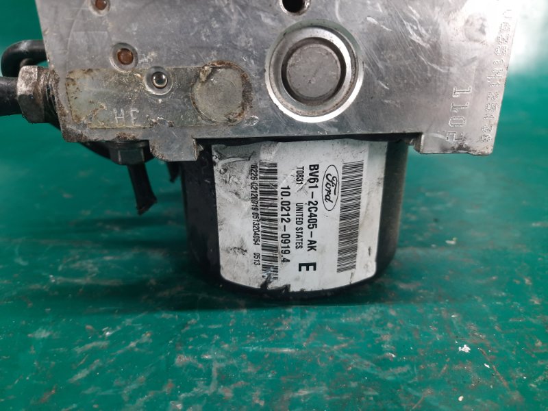 Блок ABS FOCUS 10-18 2013 Хетчбек 2.0 C20HDEX