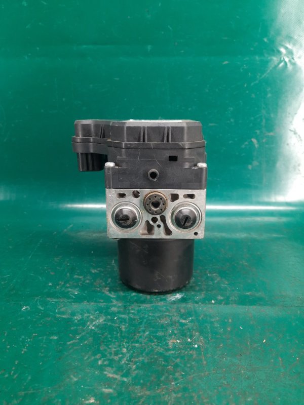 Блок ABS GS350 GS300 05-11 2008 Седан 3.5 2GR-FSE Блок ABS GS350 GS300 05-11 2008 Седан 3.5 2GR-FSE