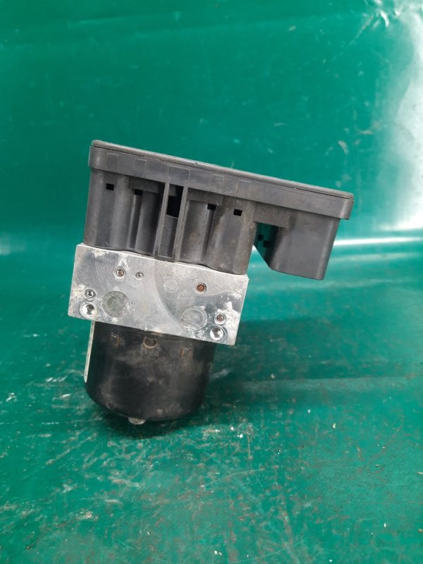 Блок ABS 3 BK 03-08 2008 Хэтчбек 2.3 L3