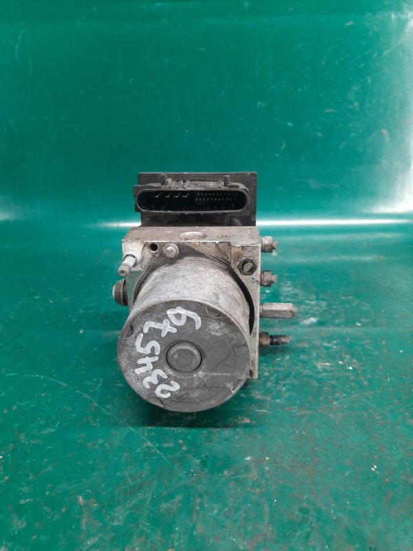 Блок ABS CAMRY 30 02-06 2005 Седан 2.4 2AZFE Блок ABS CAMRY 30 02-06 2005 Седан 2.4 2AZFE