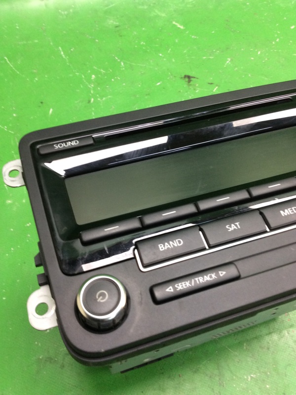 Магнитола PASSAT B7 11-15 2014 A32 1.8 CPRA Магнитола PASSAT B7 11-15 2014 A32 1.8 CPRA