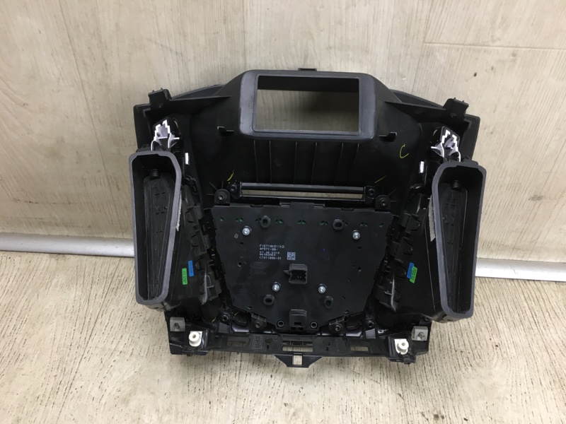 Блок управления мультимедиа FOCUS 10-18 2016 CB8 2.0 XQDA