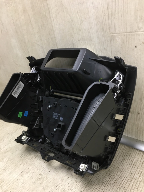 Блок управления мультимедиа FOCUS 10-18 2016 CB8 2.0 XQDA