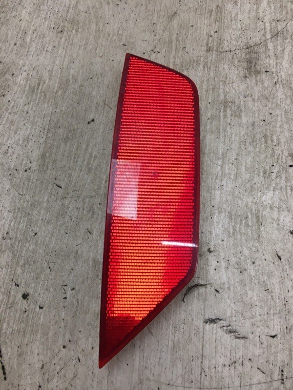 Катафот R правый задний ESCAPE 12-19