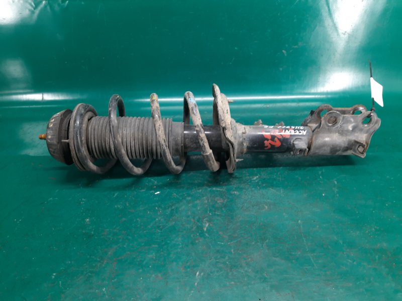 Амортизатор передний правый ACCENT RB 10- 2015 Хетчбек 1.6 Амортизатор передний правый ACCENT RB 10- 2015 Хетчбек 1.6