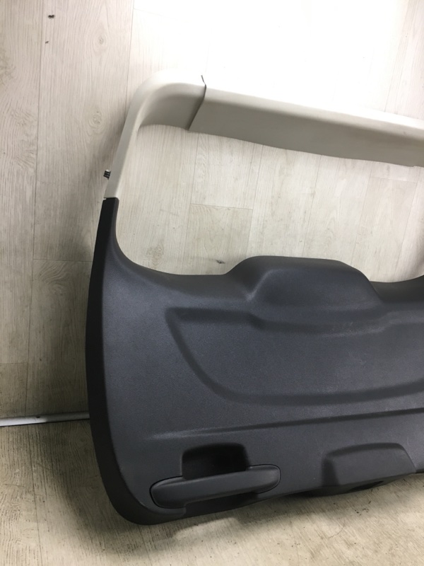 Обшивка крышки багажника ESCAPE 12-19