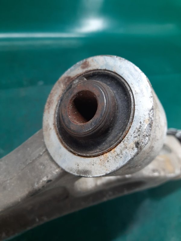 Рычаг передней подвески нижний левый MDX (YD2) 06-13 2011 Внедорожник 3.7 J37A1