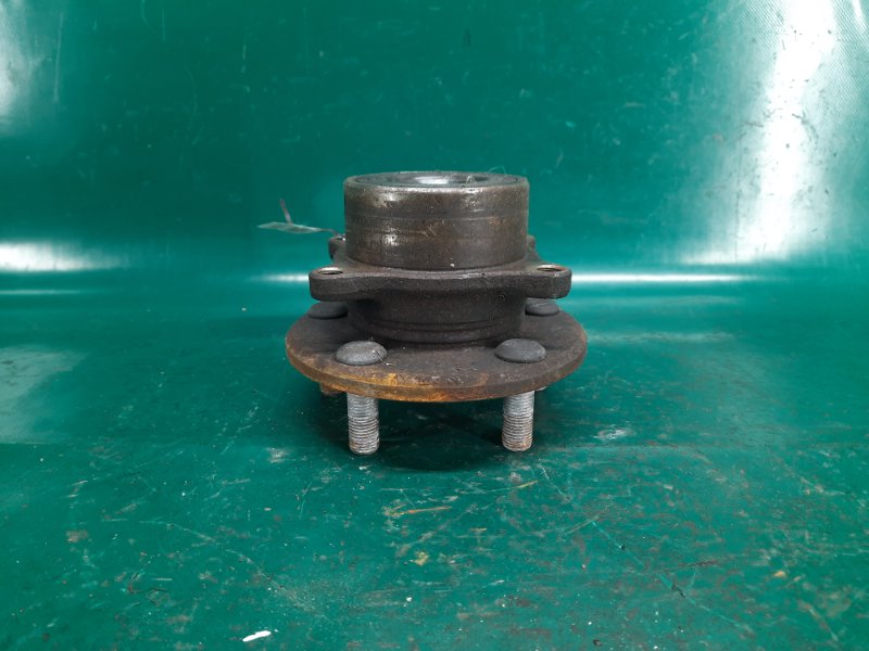 Ступица передняя левая MDX (YD2) 06-13 2011 Внедорожник 3.7 J37A1