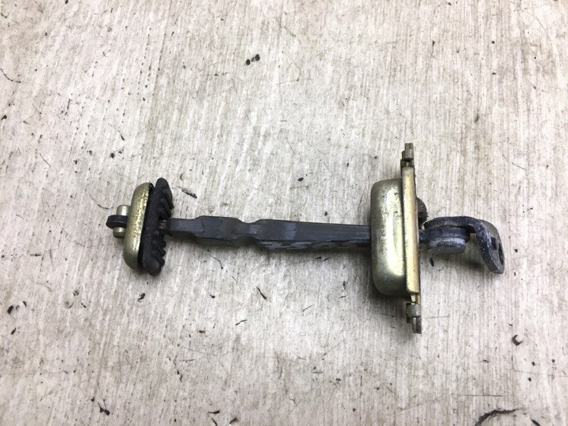 Запчасть ограничитель двери задний левый ACURA MDX (YD1) 00-06 2003 Внедорожник 3.5 J35A5 72880-S84-A01 Б/У Ограничитель двери задний левый ACURA MDX (YD1) 00-06 2003 Внедорожник 3.5 J35A5 72880-S84-A01 Б/У