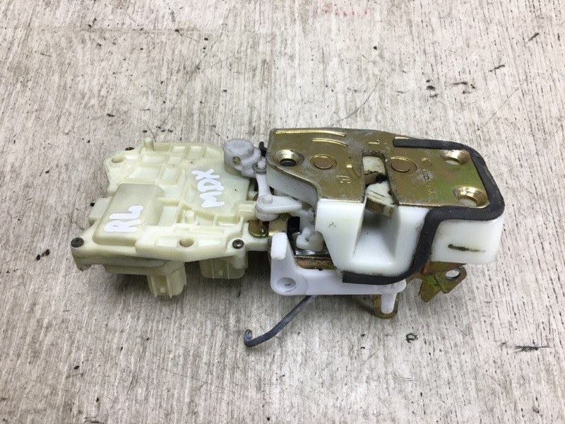 Замок двери задний левый MDX (YD1) 00-06 2003 Внедорожник 3.5 J35A5