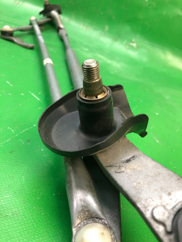 Трапеция стеклоочистителей 4RUNNER 10-16 2016 GRN285 4.0 1GRFE