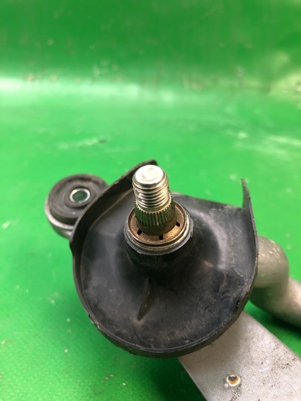 Трапеция стеклоочистителей 4RUNNER 10-16 2016 GRN285 4.0 1GRFE