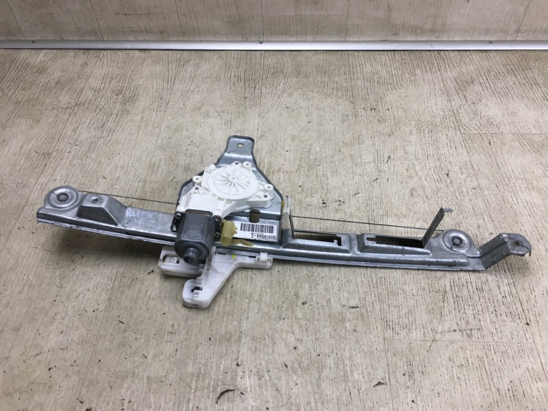 Стеклоподъемник задний левый PATRIOT 10-17 MK74 Стеклоподъемник задний левый PATRIOT 10-17 MK74