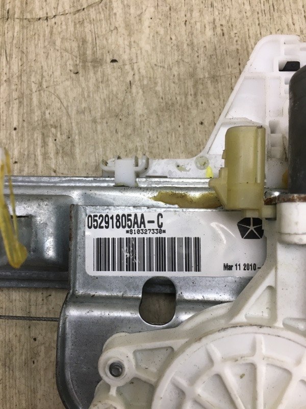 Стеклоподъемник задний левый PATRIOT 10-17 MK74 Стеклоподъемник задний левый PATRIOT 10-17 MK74