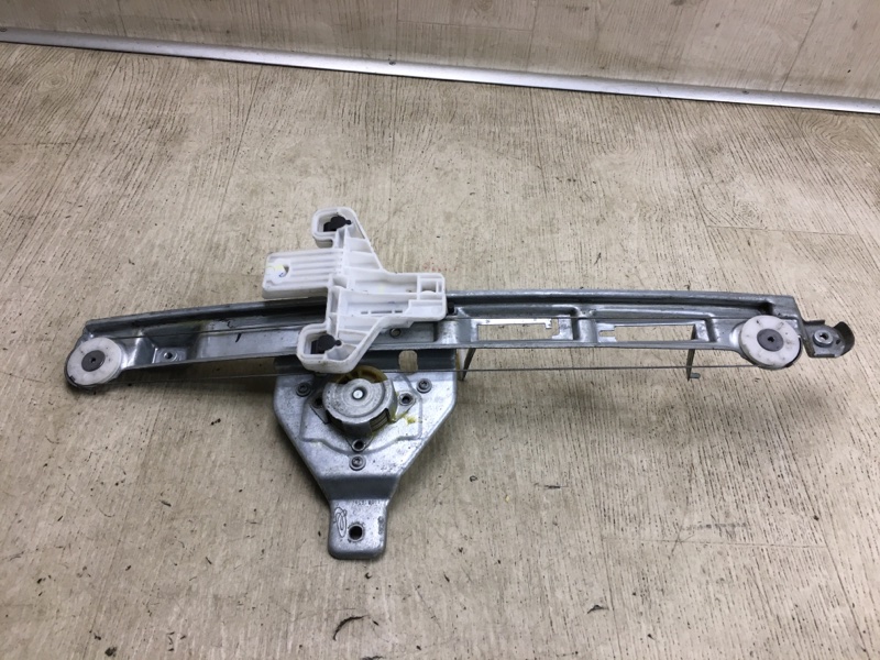 Стеклоподъемник задний левый PATRIOT 10-17 MK74 Стеклоподъемник задний левый PATRIOT 10-17 MK74