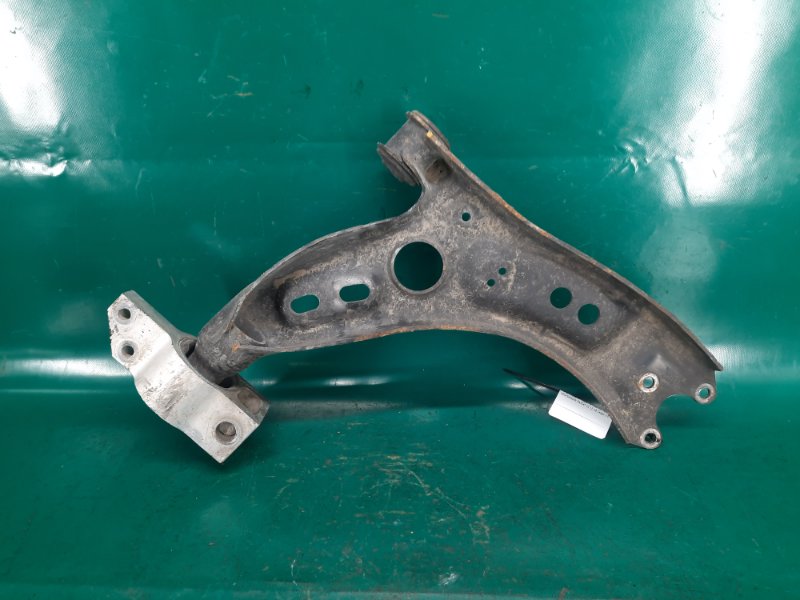 Рычаг передней подвески нижний левый VOLKSWAGEN PASSAT CC 12-18 Седан 2.0 CCTA