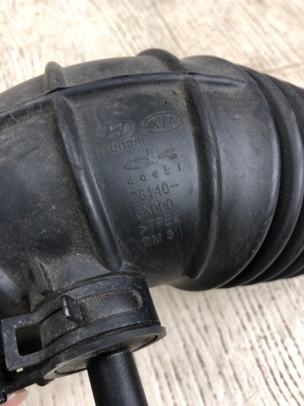 Патрубок воздушного фильтра RIO UB 2011-2017 2012 UB 1.6 G4FD