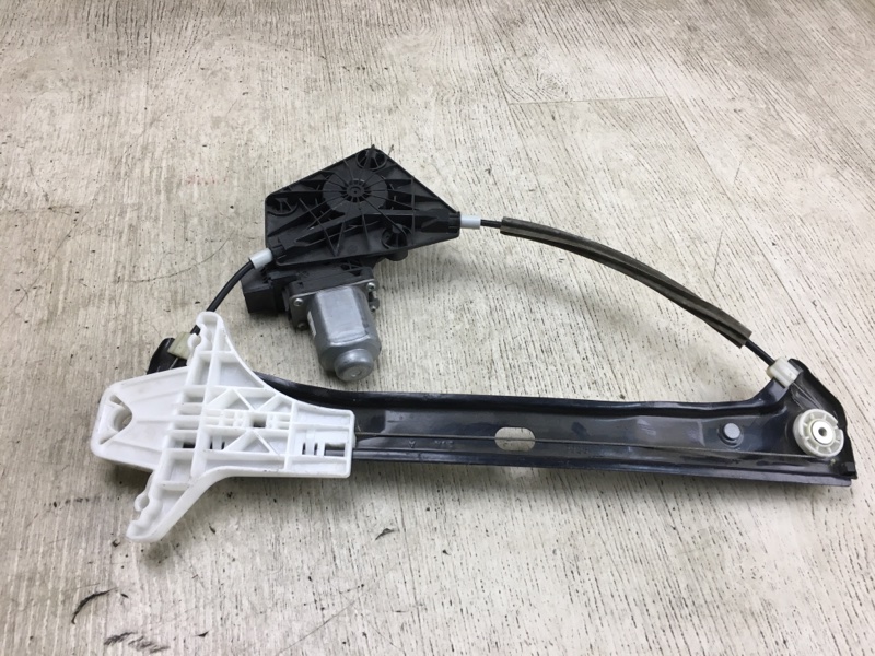 Стеклоподъемник задний правый VOLKSWAGEN JETTA USA 10-17 162 2.0 CPLA