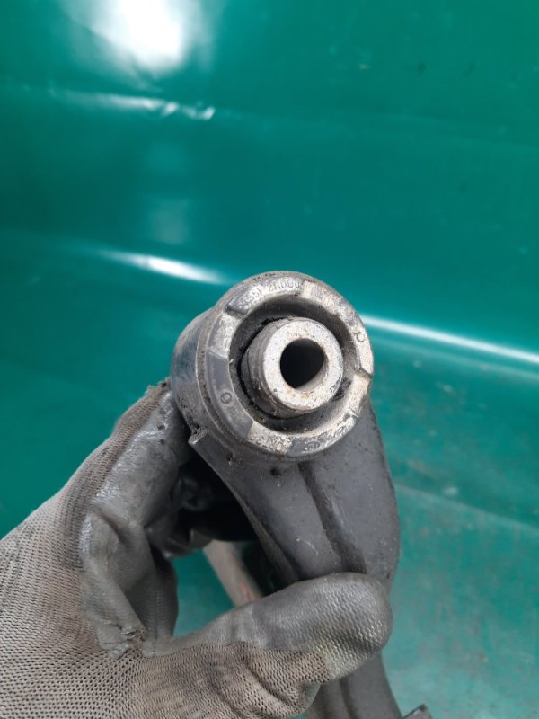 Рычаг передней подвески нижний правый FORTE/CERATO TD 08-13 2012 Седан G4KD 2.0L