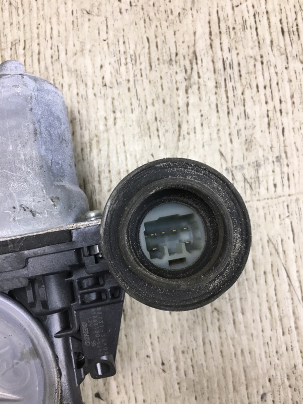 Стеклоподъемник задний левый PATHFINDER R52 12-21 2018 R52 3.5 VQ35DD