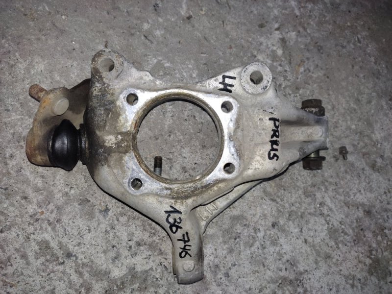 Запчасть кулак поворотный передний левый TOYOTA PRIUS - 30 09-17 43202-47030 Б/У Кулак поворотный передний левый TOYOTA PRIUS - 30 09-17 43202-47030 Б/У