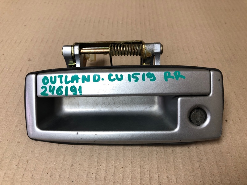 Запчасть ручка двери багажника MITSUBISHI OUTLANDER 03-07 2004 Внедорожник 2.4 4G69 MR646887 Б/У Ручка двери багажника MITSUBISHI OUTLANDER 03-07 2004 Внедорожник 2.4 4G69 MR646887 Б/У