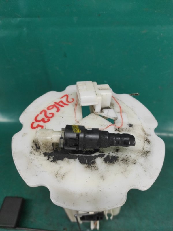 Топливный насос FX/QX70 S51 08-17 2009 S51 3.5 VQ35HR Топливный насос FX/QX70 S51 08-17 2009 S51 3.5 VQ35HR