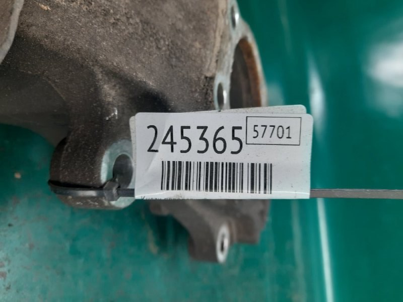 Кулак поворотный передний левый M35/M45 04-10 2006 Седан 3.5 VQ35DE