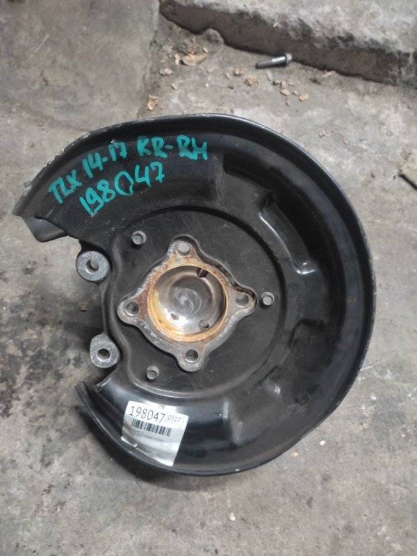 Цапфа задняя правая TLX 14-17 2015 Седан 2.4