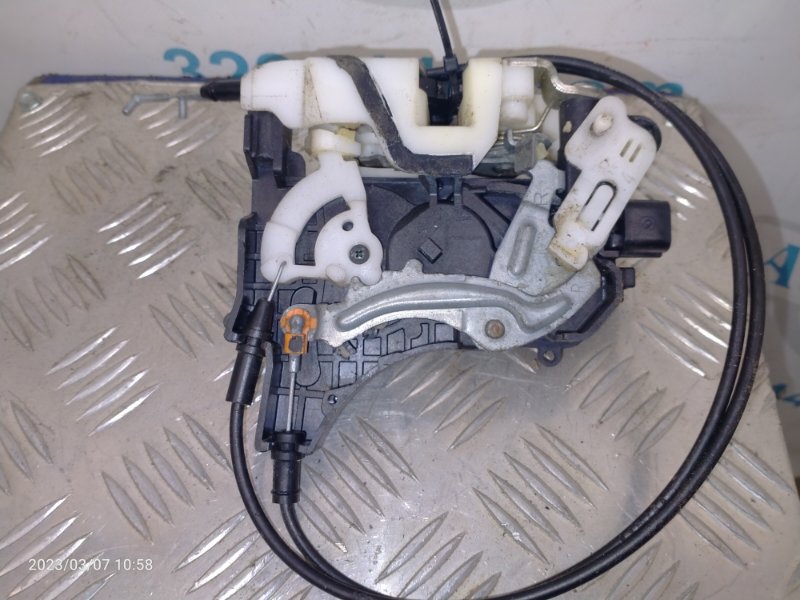 Замок двери задний правый LANCER X 10 07-15 2011 Седан 2.0