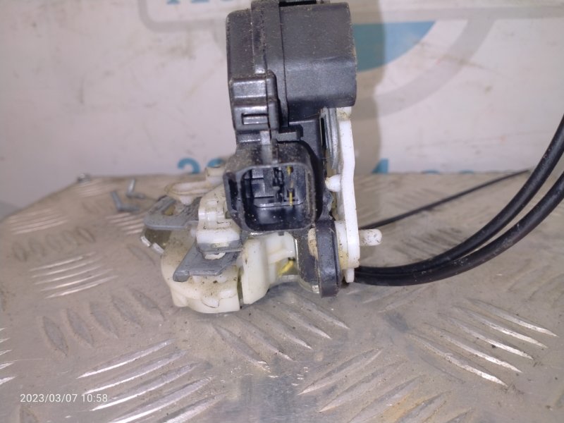 Замок двери задний правый MITSUBISHI LANCER X 10 07-15 Седан 2.0