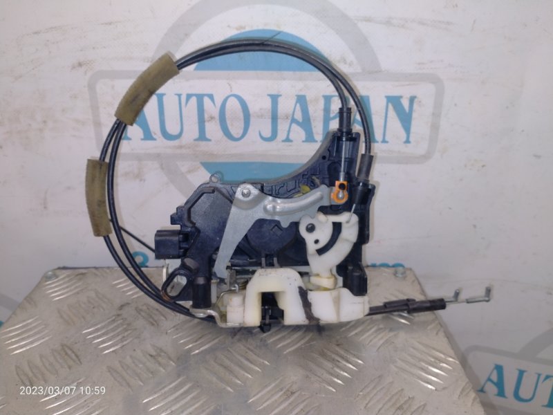 Замок двери передний правый LANCER X 10 07-15 2011 Седан 2.0