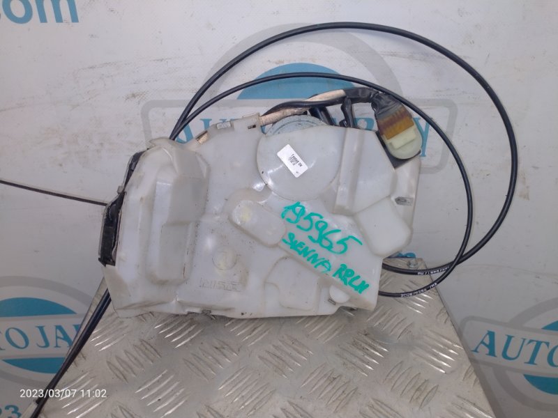 Замок двери боковой задний левый TOYOTA SIENNA 11-16 2012 GSL30 3.5 2GR-FE 69300-08020 Б/У