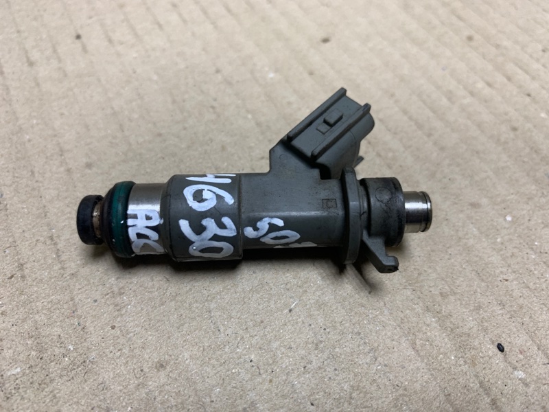 Форсунка топливная HONDA ACCORD USA 07-12 2009 Седан 3.5 J35Z2 16450-R70-A01 Б/У