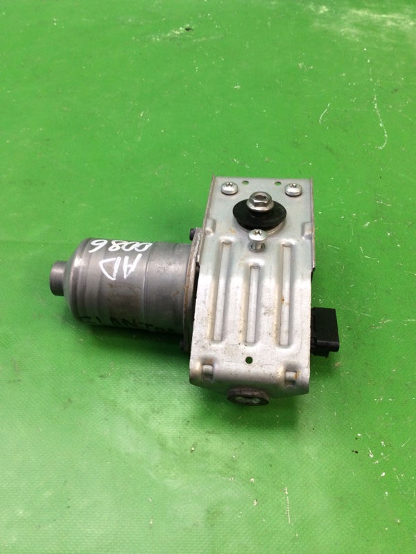 Моторчик стеклоочистителя передний ELANTRA AD 16- 2016 AD 2.0 G4NH Моторчик стеклоочистителя передний ELANTRA AD 16- 2016 AD 2.0 G4NH