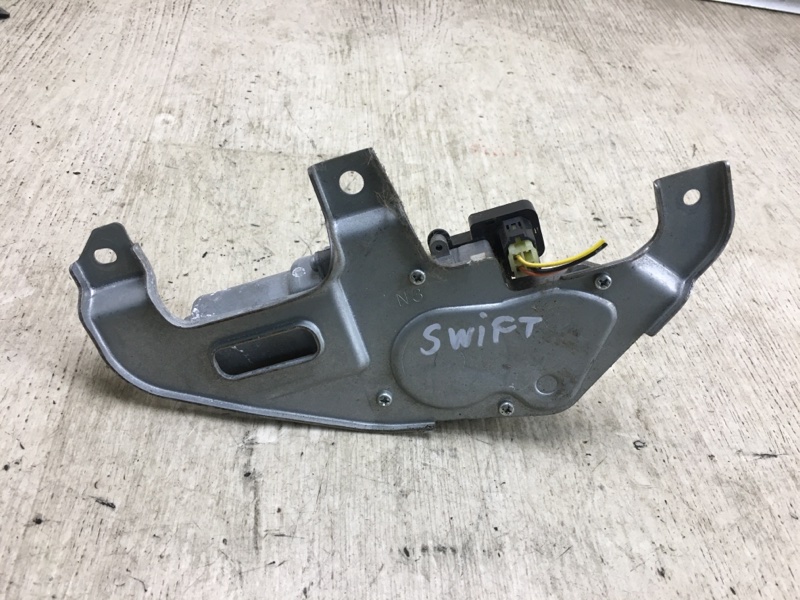 Моторчик стеклоочистителя задний SUZUKI SWIFT 04-11 Моторчик стеклоочистителя задний SUZUKI SWIFT 04-11