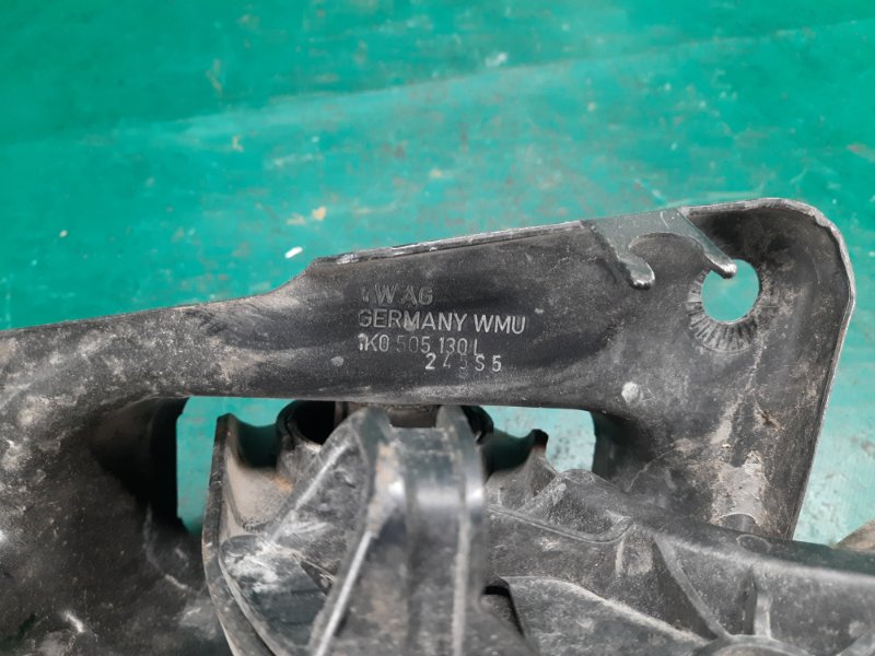 Рычаг задней подвески продольный правый PASSAT B8 14- 2016 Седан 1.8 CPRA Рычаг задней подвески продольный правый PASSAT B8 14- 2016 Седан 1.8 CPRA